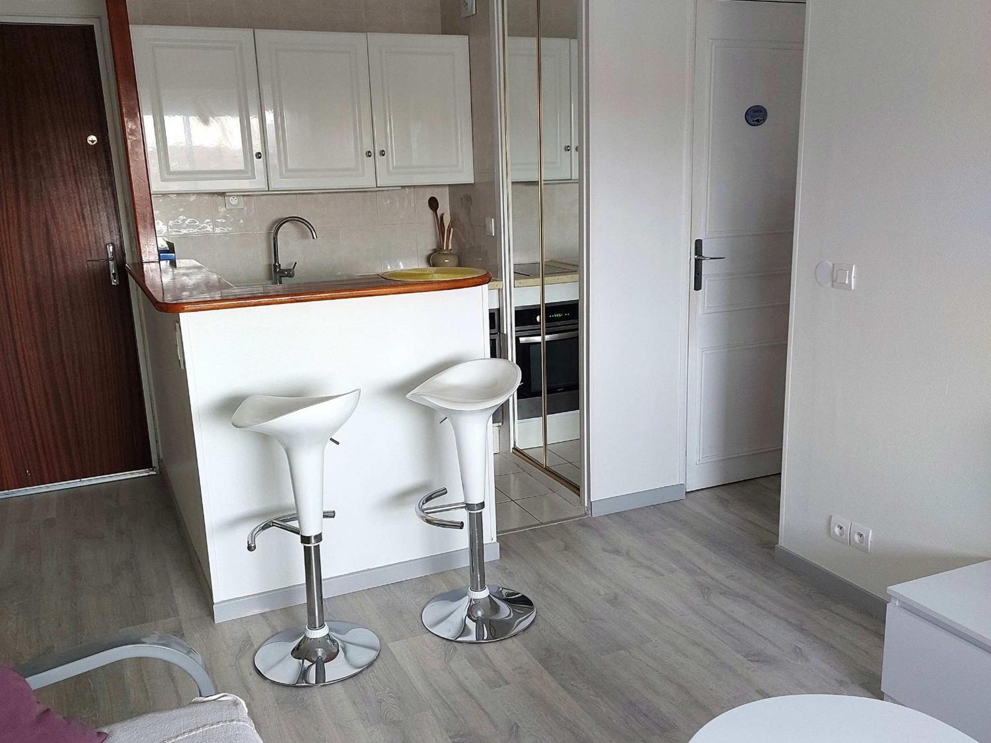 Charmant 2 Pieces Renove Avec Loggia, A Deux Pas De La Plage - Parking Prive - Idealement Situe - Fr-1-712-77 Villers-sur-Mer Eksteriør billede